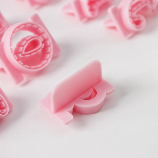 Цена за 4 шт. Печати для теста и мастики «Английский алфавит», набор 26 шт., 29×19×2.5 см, пластик, розовые