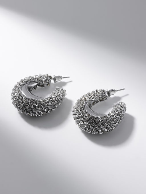 Серьги со стразами QF Блеск кольца, белые в серебре