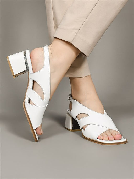 Босоножки 8166 Beyaz