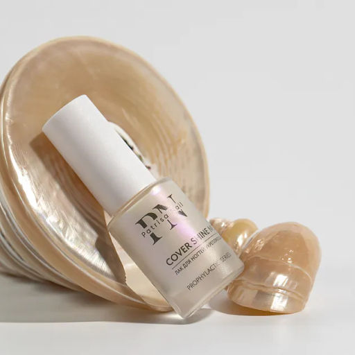 Лак для ногтей Укрепляющий Cover Shine №3