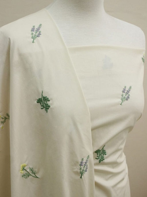 Перкаль Премиум с вышивкой Полевые цветочки цв.св.кремово-бежевый, СОРТ2, ш.1.53м, хл-100% - Купава фото 2