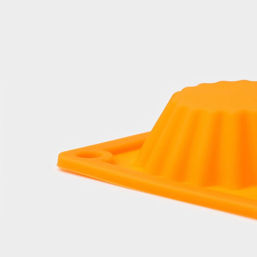 Форма для выпечки Доляна «Сладости. Круг реб», силикон, 28×21 см, 12 ячеек, d=6 см, d по дну = 4 см, оранжевая