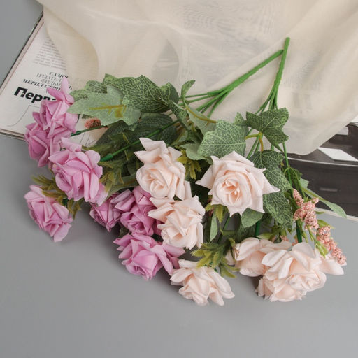 Букет искусственный «Роза леди с крупными листьями», 26 см, МИКС