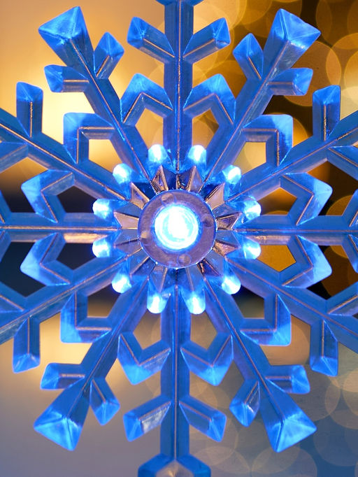 Подвеска светодиодная «Снежинка» 14 см, 1 LED, от батареек LR41×3, свечение RGB