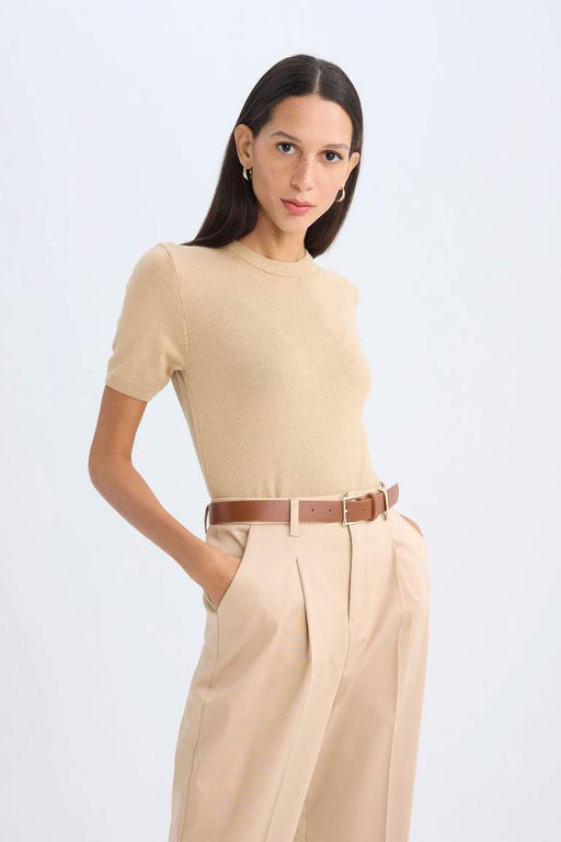 Приталенный свитер с круглым вырезом и короткими рукавами - Defacto фото 4