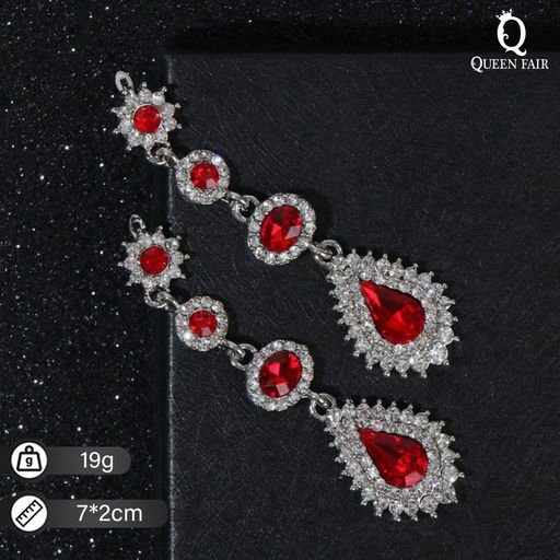 Серьги висячие со стразами Вечерние мадам, цвет бело-красный в серебре, 7 см