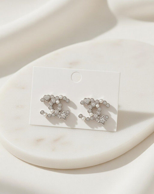 Стильные серьги