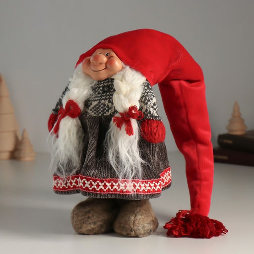 Кукла интерьерная текстильная «Бабусечка в длинном красном колпаке и сером платье», 25 см