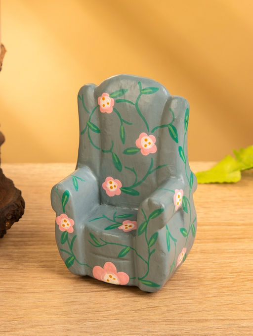 Мебель для кукол Кресло с цветами, 6?5?9.5 см, дерево, серая