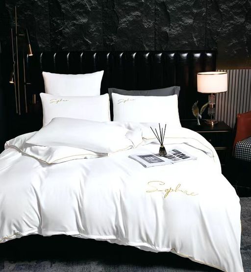 КПБ Candies однотонный с вышивкой на резинке по кругу CANOVR003 Семейный