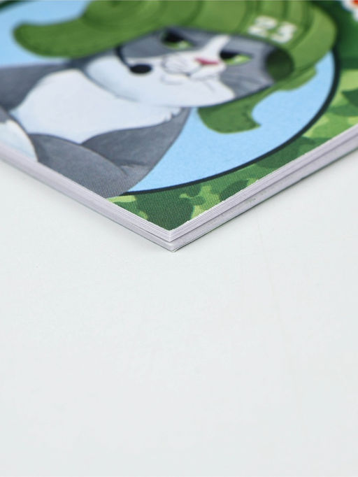 Подарочный набор: блокнот А7, 16 листов и деревянный брелок «Юному защитнику»