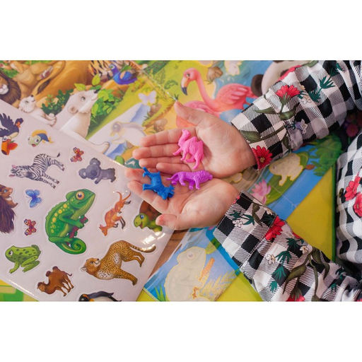 Активити книга с наклейками и растущими игрушками Мир животных, 12 стр. - Буква-ленд фото 9