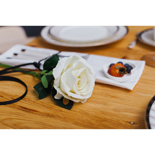 Цена за 2 шт. Цветы искусственные «Роза венесуэльская», 8×23 см, белые