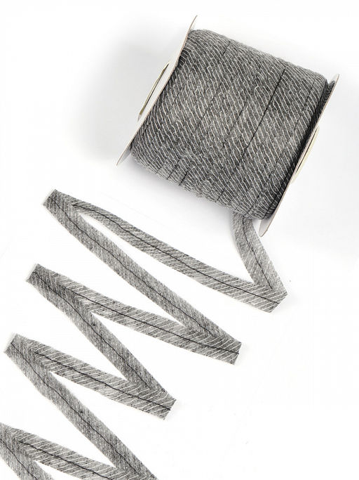 Лента Idealtex нитепрошивная клеевая по косой с нитью 10мм 45г/м? в инд.упаковке серый 5710G рул.100м