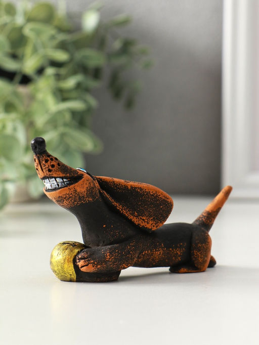 Фигура "Такса с мячом" 4.5х9х4.3 см