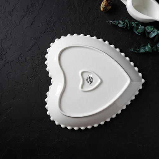 Тарелка Magistro Сердце, d=25 см, фарфор, белая