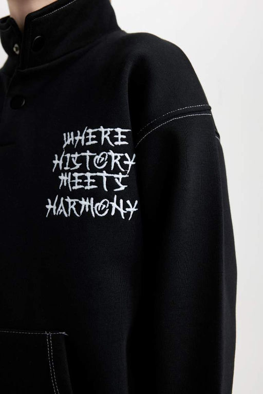 Черная толстовка оверсайз с широкой водолазкой и принтом для мальчиков - Defacto фото 4