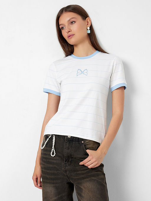 Футболка женская белая с вышитым бантиком на груди - Mark formelle фото 6