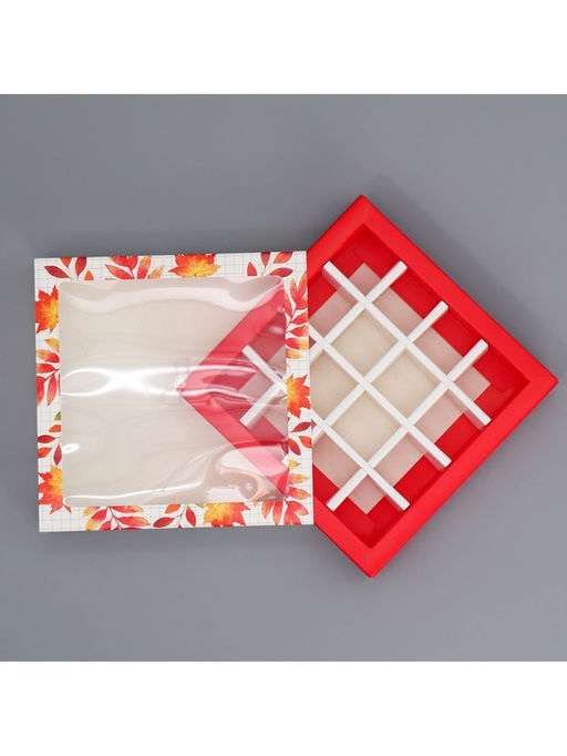 Цена за 5 шт. Коробка для конфет, кондитерская упаковка, 16 ячеек, «Классному учителю» 17.7×17.7×3.8 см