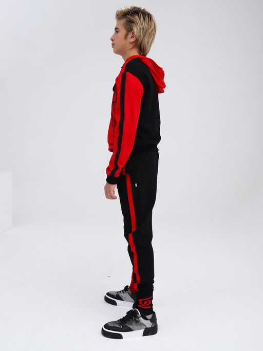 Костюм спортивный