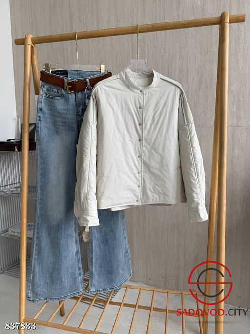 Ветровка в рубашечном стиле