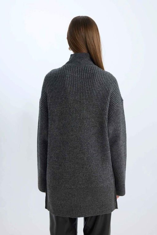 Базовый трикотажный свитер стандартного кроя с воротником-туникой - Defacto фото 11