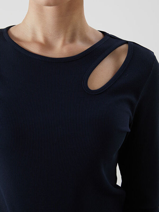 Bisiklet Yaka Pencere Detayl? Kad?n Body