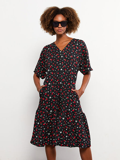 V Yaka ?i?ekli K?sa Kollu Elbise