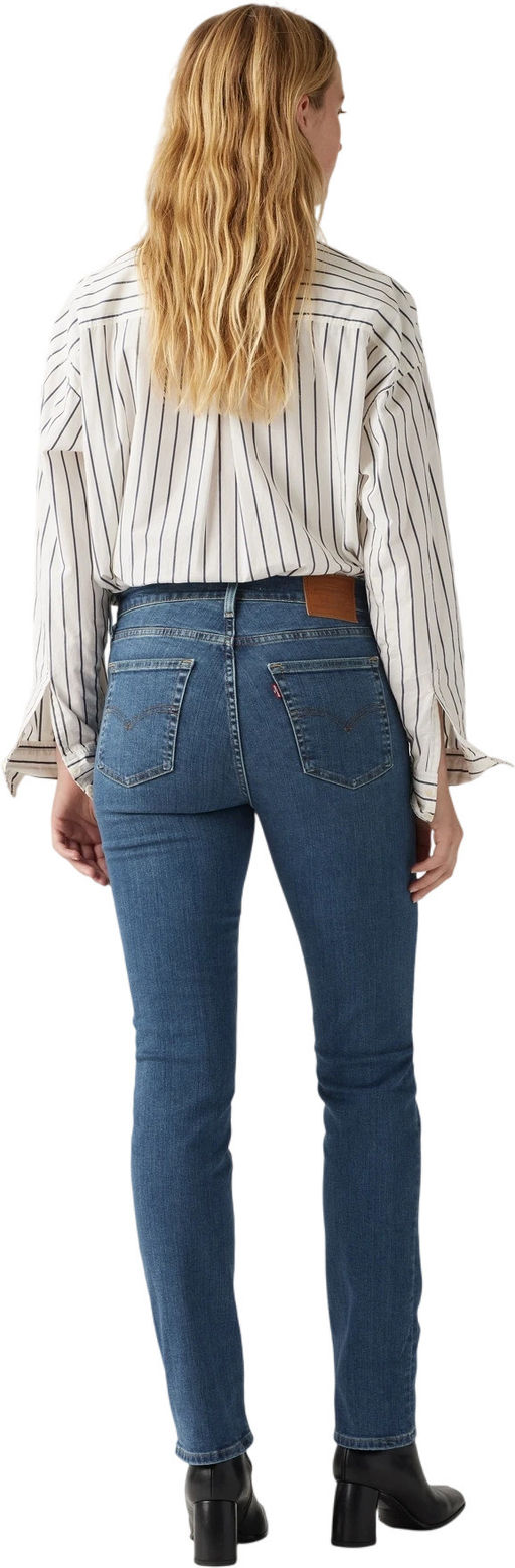 Джинсы женские