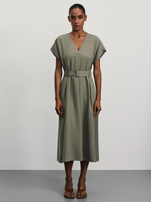 Приталенное платье из вискозы с ремнем / Zarina  фото 3