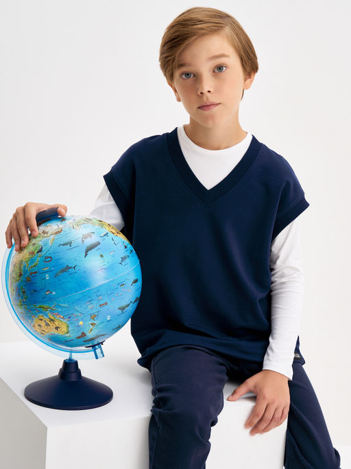 Темно-синий жилет