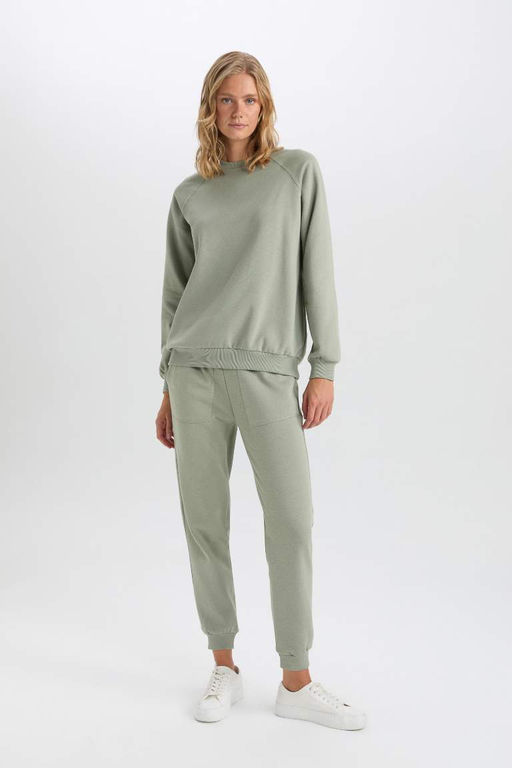 Базовые однотонные толстые спортивные штаны для бега с кружевом и карманом на талии стандартного кроя - Defacto фото 3