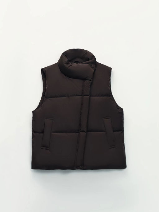 Утепленный стеганый жилет со стойкой-воротником / Zarina