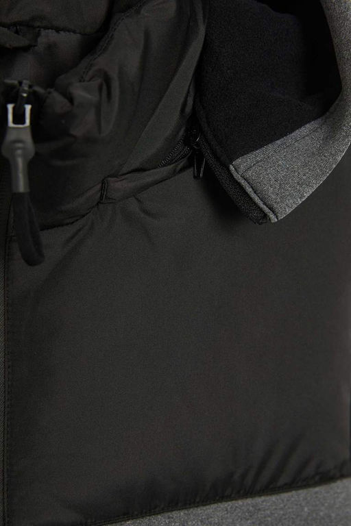 Пуховик приталенного кроя с капюшоном - Defacto фото 9