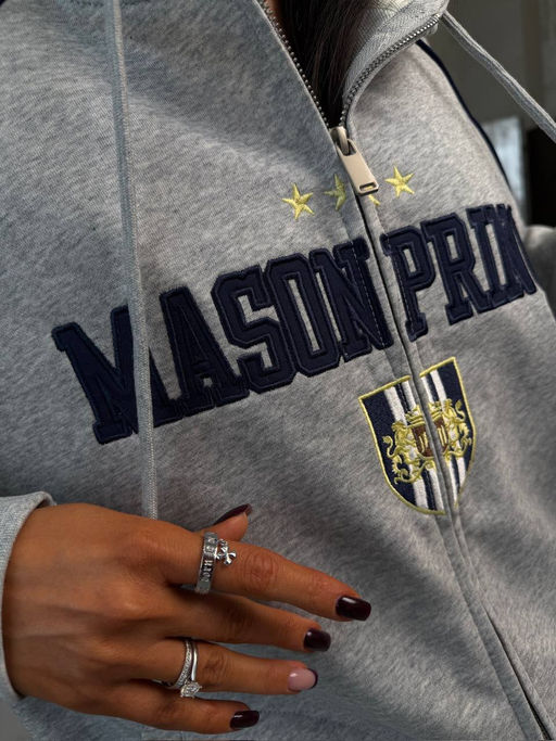 Костюм в идеальном качестве