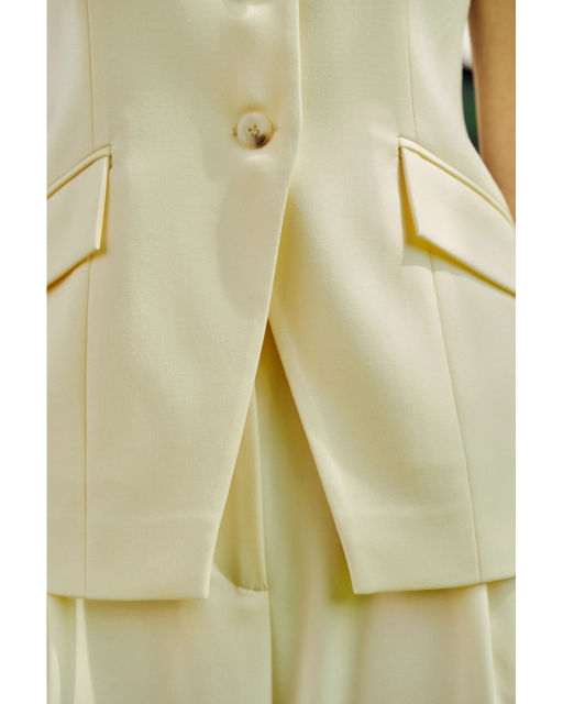 Жилет THE VERY 2428 сливочное масло  фото 9