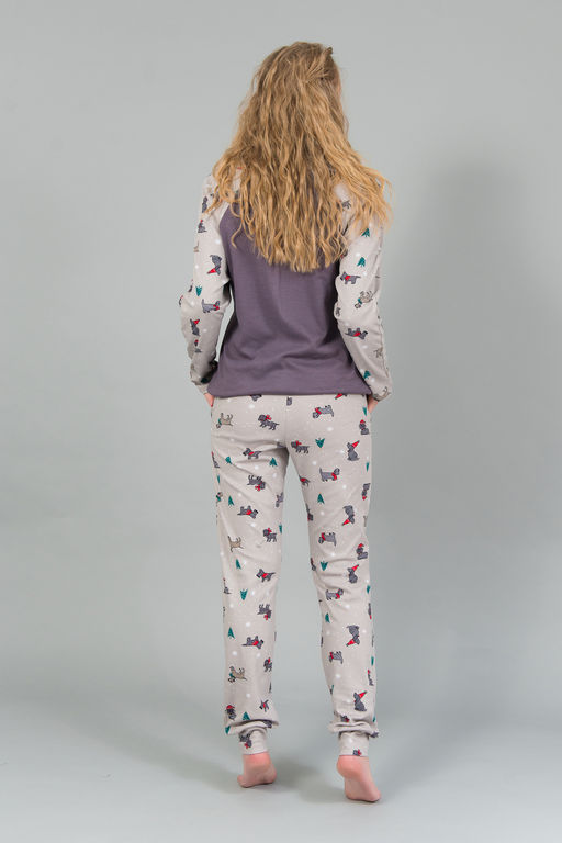 Женская пижама с брюками и кофтой 144