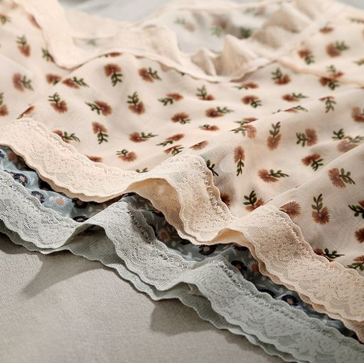 Трусики кружево A10617230