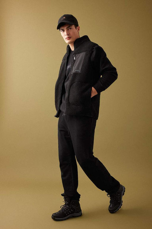 Широкие спортивные штаны оверсайз Discovery Channel с грузовым карманом - Defacto фото 2