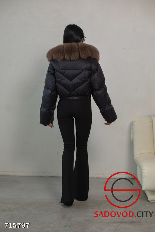 Женская куртка-пуховик с натуральным мехом - Bruno фото 7