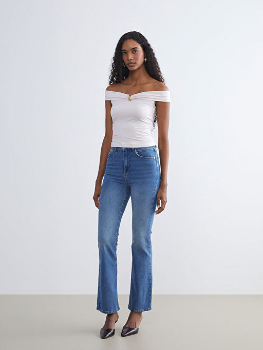 Kay?k Yaka Metal Aplikeli Bluz