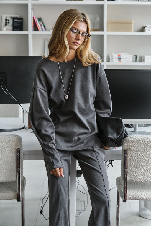 Костюм с брюками офисный