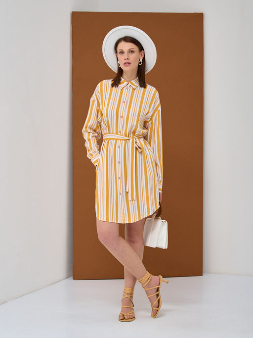 Платье-рубашка оверсайз из однотонного штапеля