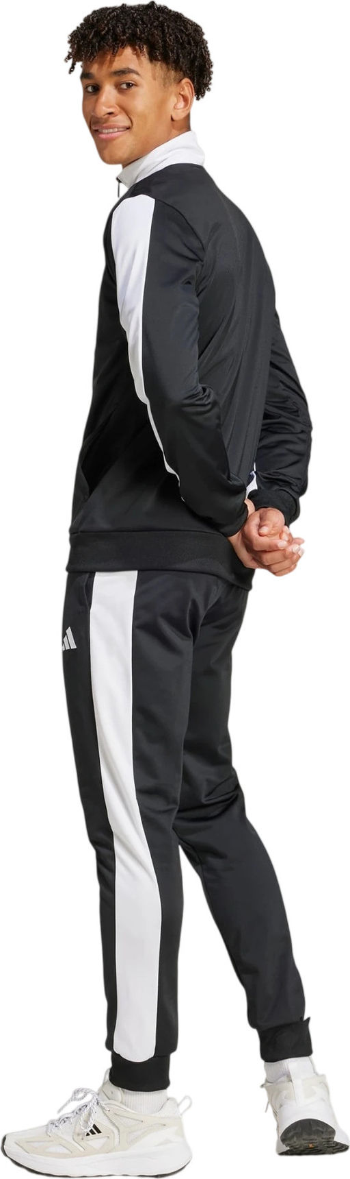 Спортивный костюм мужской