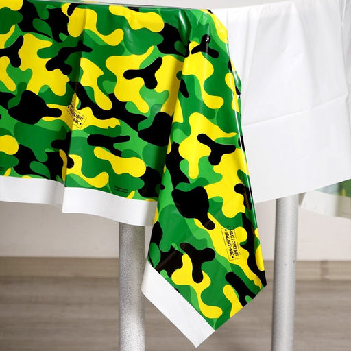 Скатерть одноразовая Настоящий защитник, 180?137 см