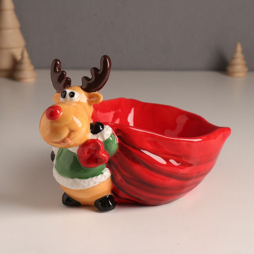 Фигурка-подставка для мелочей керамика Лось в зелёной шубе с большим красным мешком, 12.5?19.1?13.1 см