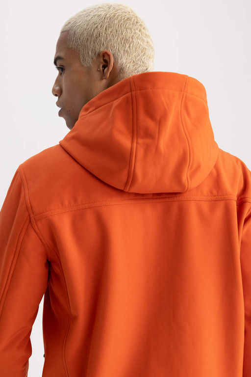 Водоотталкивающее пальто из софтшелла с капюшоном стандартной посадки DeFactoFit  фото 8