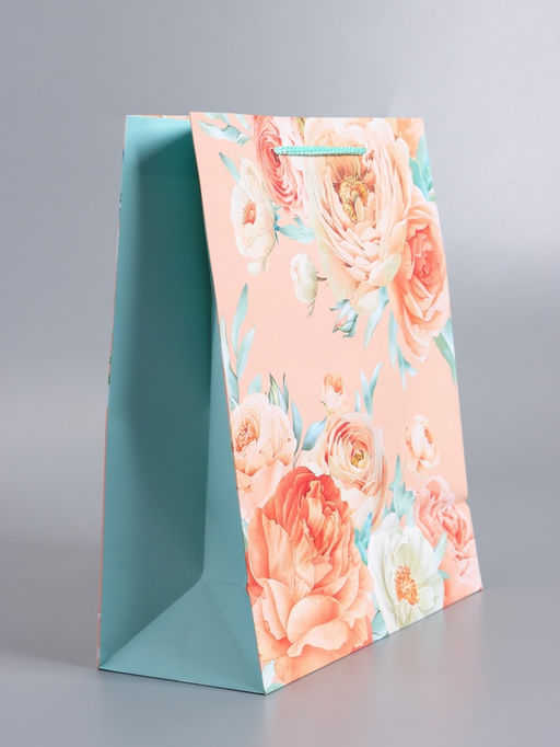 Пакет подарочный ламинированный «Чувства», 26×12×32 см