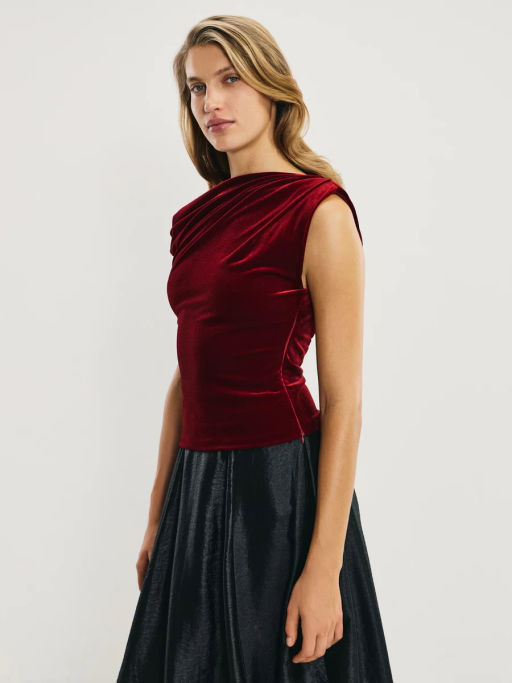 Асимметричный топ из бархата / Zarina