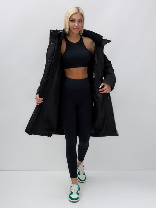 Куртка зимняя женская с капюшоном удлиненная стеганная черного цвета 9629Ch - Mtforce фото 14